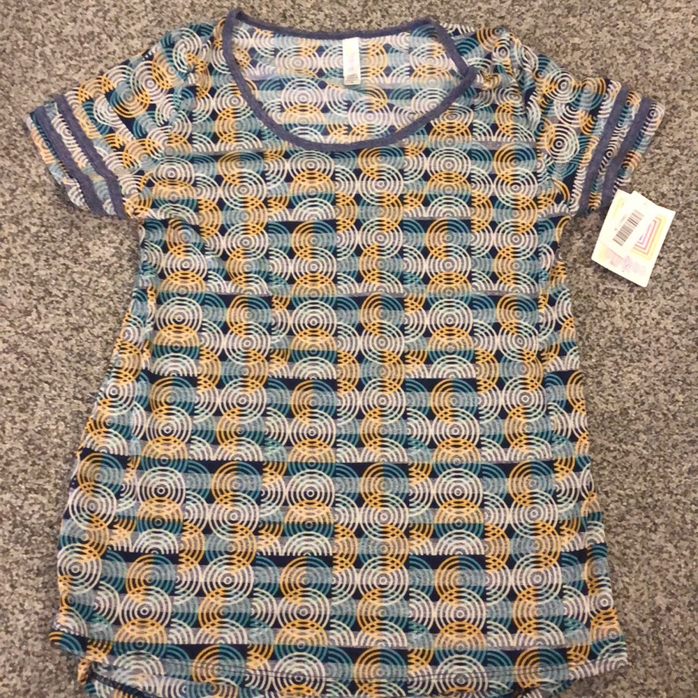 LuLaRoe classic tee